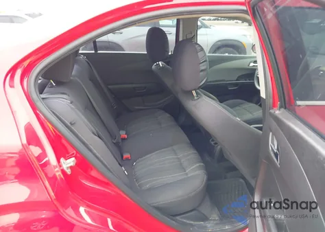 2015 Chevrolet Sonic Lt Auto из США, поврежденный, VIN 1G1JC5SH4F4192691